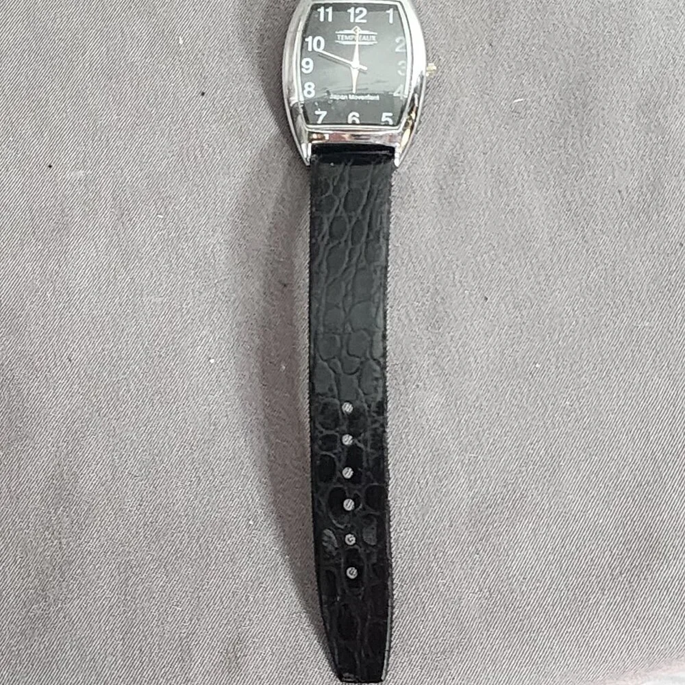Tempreaux Black White Face w/Silver Accent Japan Mvmt Stainless Steel Back Watch